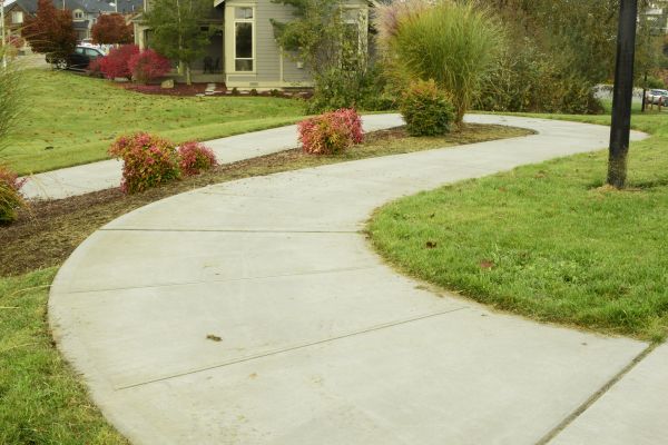 Cost of Concrete Sidewalk Replacement in Costa Mesa