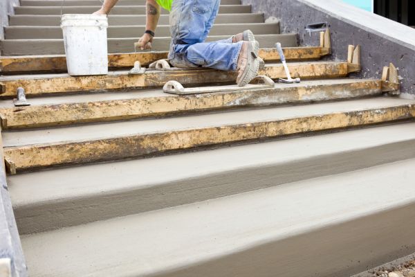 Concrete Steps Pouring in Costa Mesa