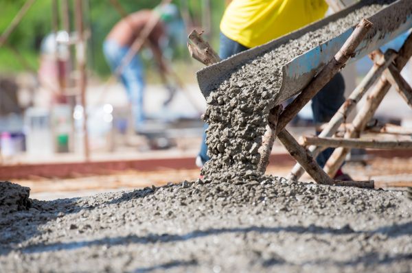 Backyard Concrete Pouring in Costa Mesa