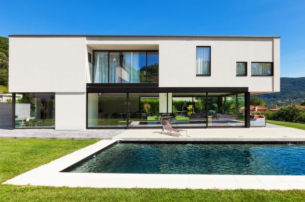 Poolside Concrete Construction in Costa Mesa