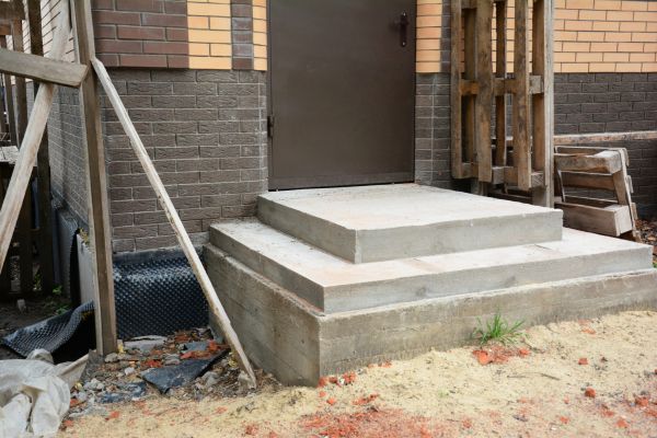 Cement Steps Construction in Costa Mesa
